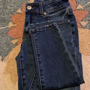 Dark wash skinny jegging